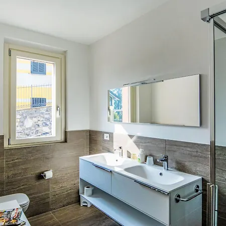 The View 1 By Interhome Apartment